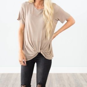 Knot tee